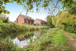 Photo 17- click for photo gallery